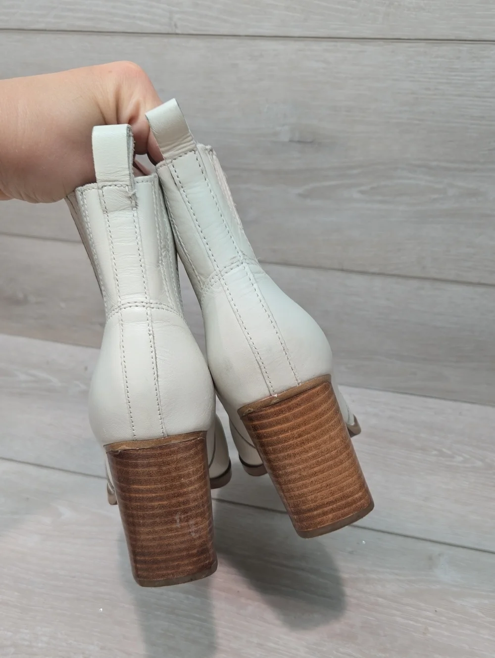 Marc Fisher Women's Marela Cream Leather Ankle Boots Block Heel Shoes Sz 6.5M